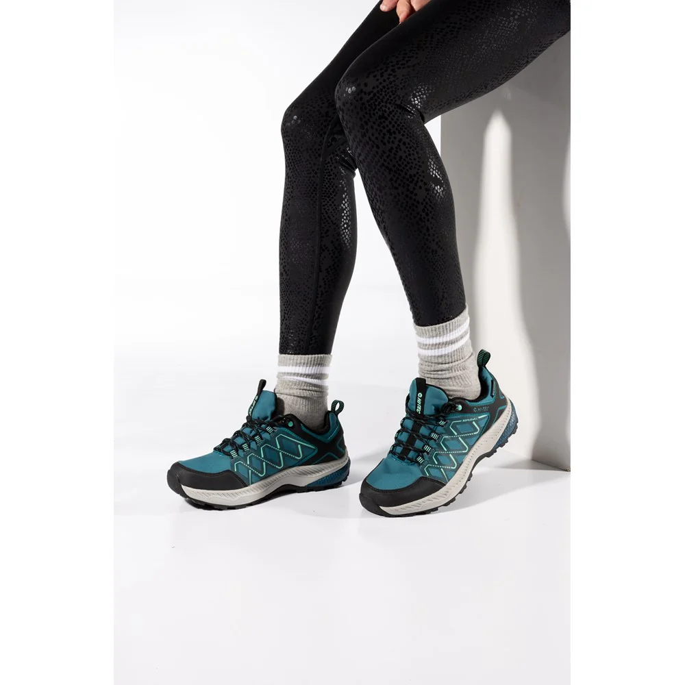 Womens Diamonde Low WP Hikers - Image 2